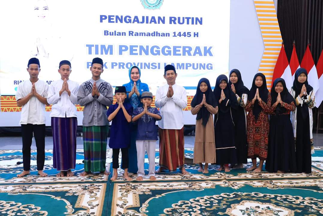 Tim Penggerak PKK Provinsi Lampung Gelar Pengajian Rutin Bulan Ramadan