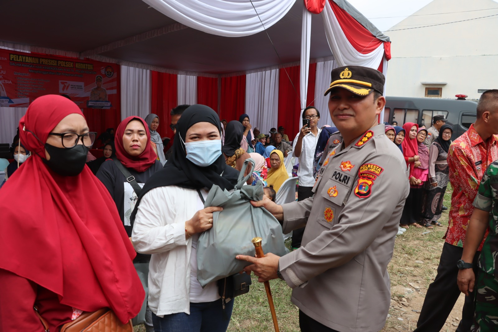 Polresta Bandar Lampung Gelar Pelayanan Presisi dan Bagikan Paket Sembako