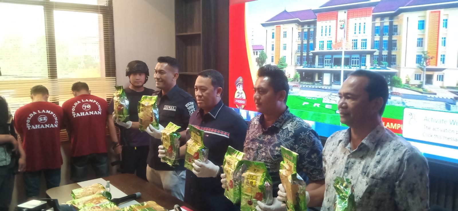 Rilis Penangkapan 30 Kg Sabu-sabu, Enggan Beberkan Perkembangan Mantan Kasatresnarkoba Lamsel