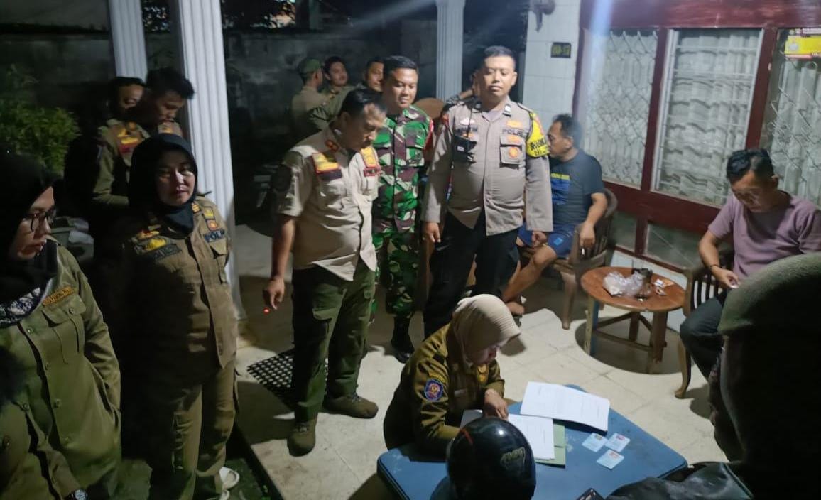 Tim Gabungan Pemkot Metro dan TNI-Polri Razia Area Kost Jelang Ramadan