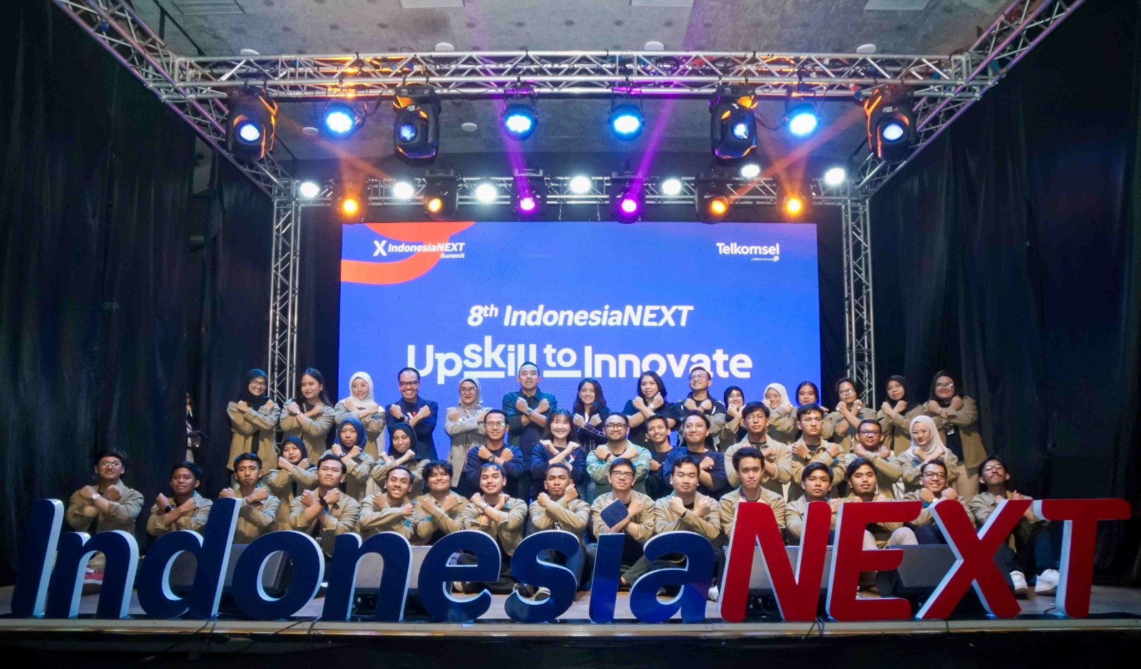 Telkomsel Dorong Semangat Inovasi Digital di IndonesiaNEXT Summit 2024