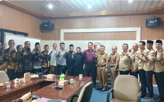 Ketua DPRD Lampura Terima Audiensi PABPDSI dan APDESI: Sinergi untuk Membangun Desa