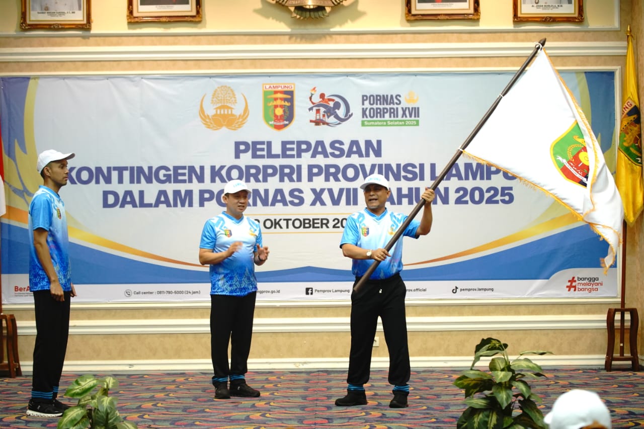 Mewakili Gubernur Lampung, Sekdaprov Lepas Kontingen Korpri Provinsi Lampung Ke Pornas XVII Palembang