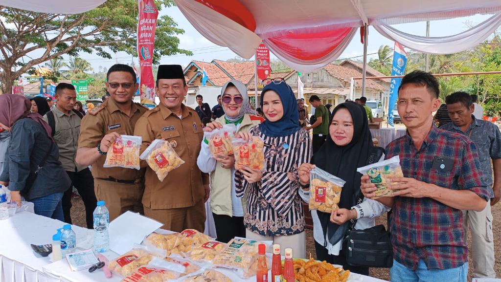 Bapanas dan Pemda Pesawaran Lakukan Gerakan Pangan Murah di Desa Paguyuban,Way Lima