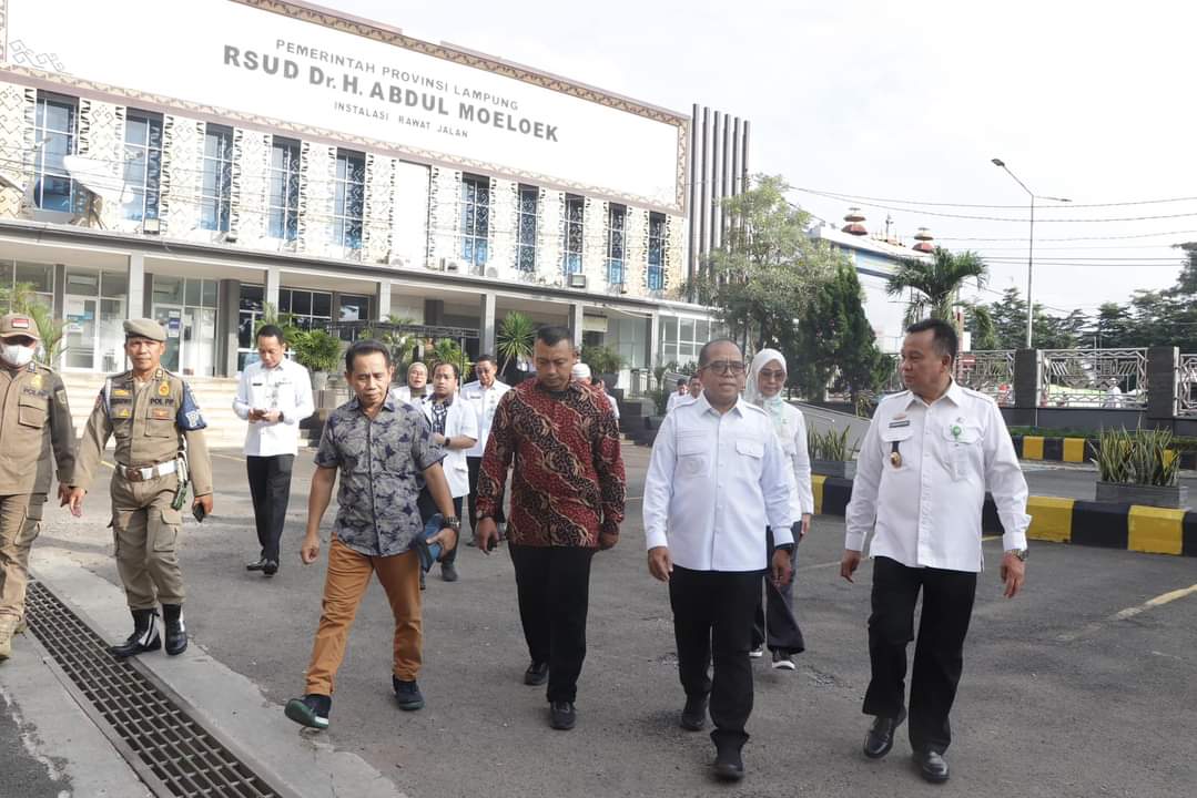 Pj. Gubernur Lampung Tinjau Rumah Sakit Umun Daerah Dr. H. Abdul Moeloek