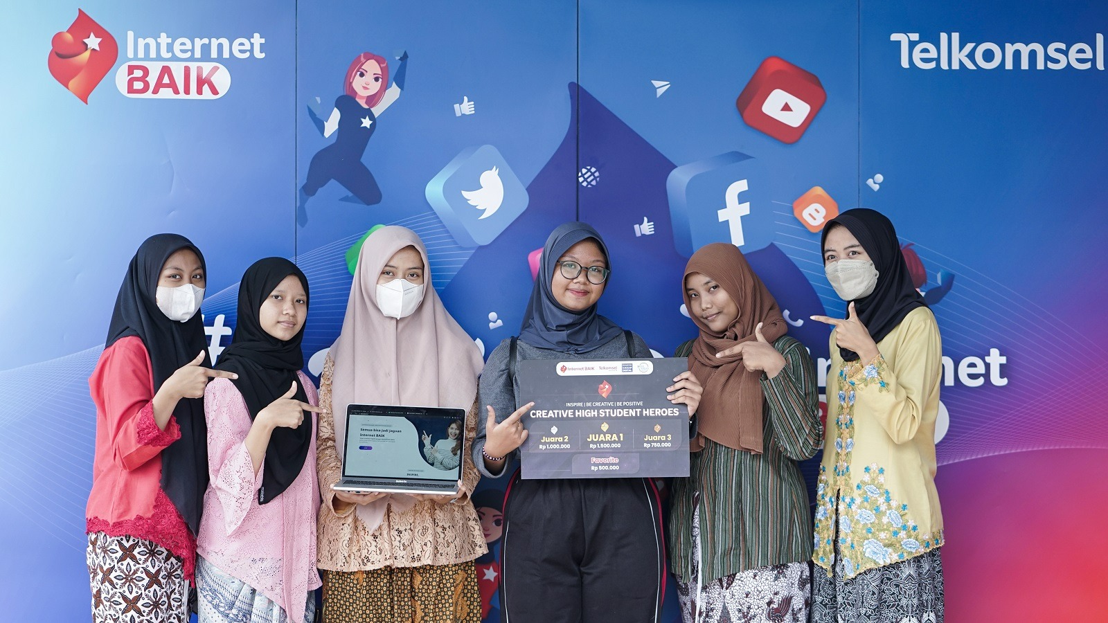 Telkomsel Beri Penghargaan Pemenang Duta Internet BAIK Heroes Series 7