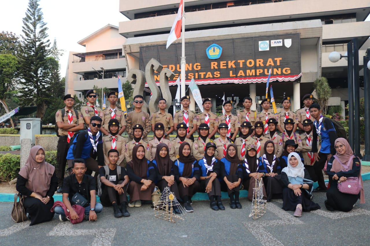 Kontingen SMA Negeri 2 Kalianda Bersinar di Unila