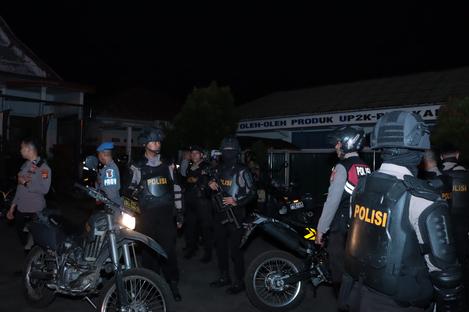 Polres Lampura Gelar Patroli Gabungan Bersama TNI, Sat Pol PP dan Dishub