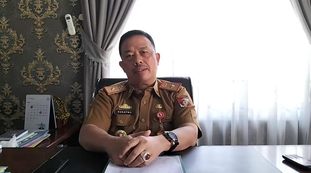 Diminta Mundur Oleh Kepsek, Kadisdik Lampura Minta Guru Honorernya  Diaktifkan Kembali