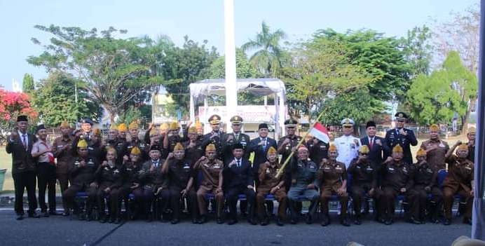 Bupati Bertindak Sebagai Inspektur Upacara Peringatan Hari Veteran ke-74 di Lampung Utara