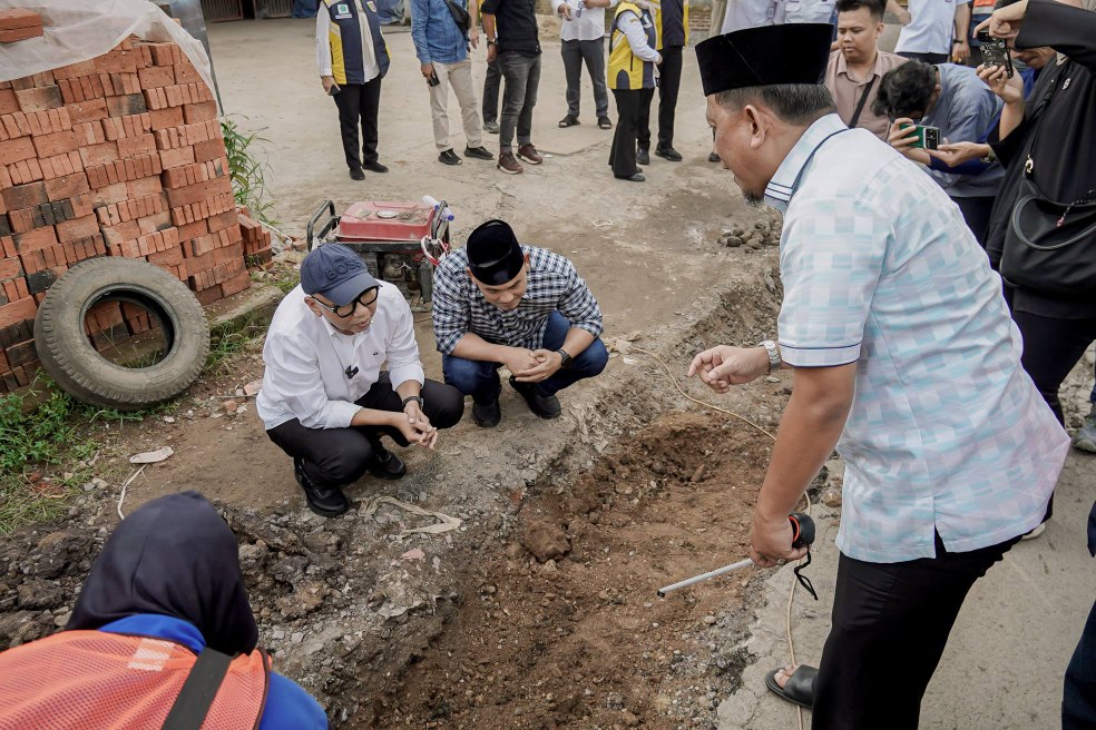 Tinjau Jalan Jatimulyo Gubernur Lampung Perintahkan Perbaikan dan Normalisasi Drainase