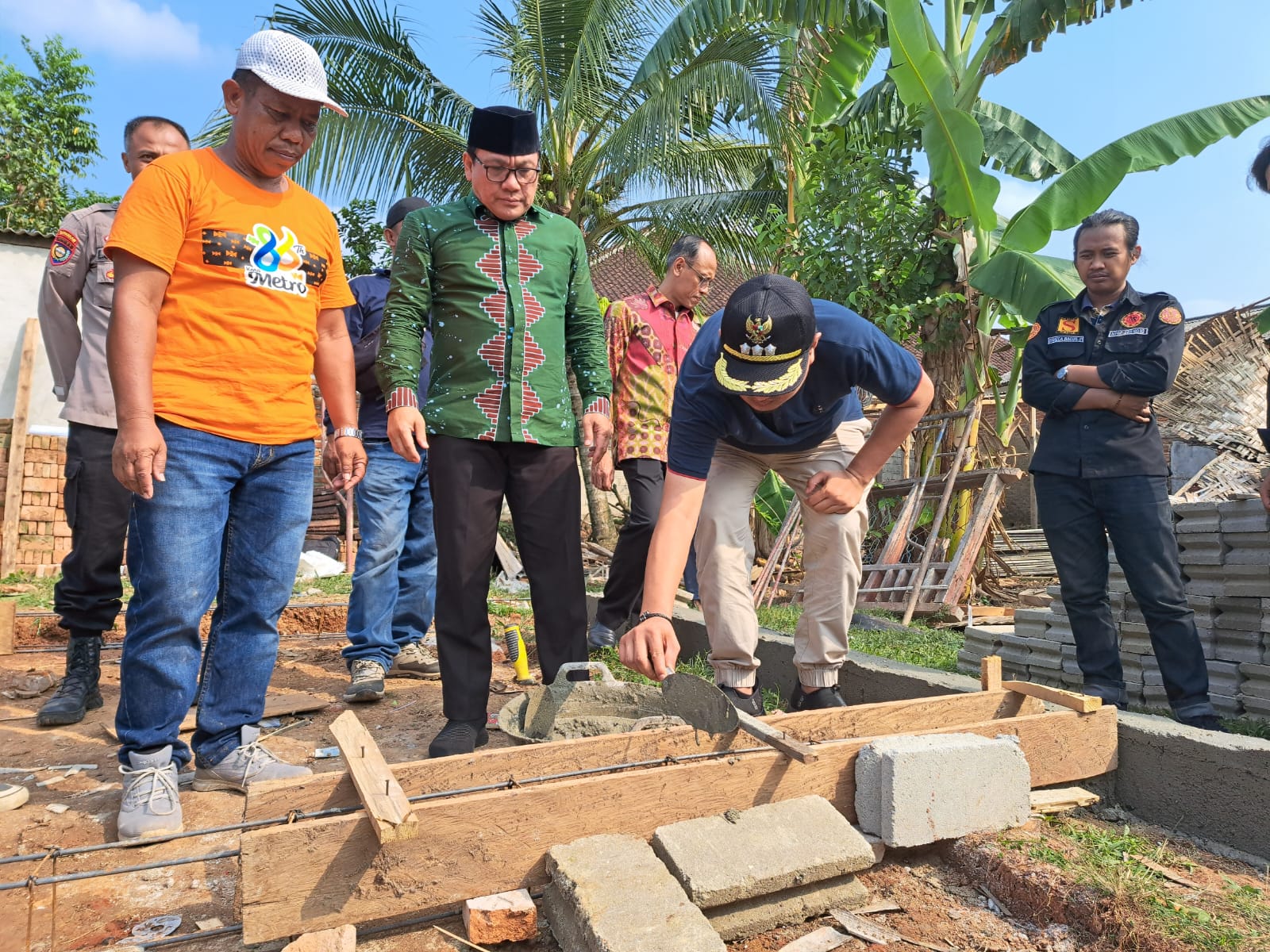 Pemkot Metro Apresiasi Masyarakat Rejomulyo Bantu Tetangga Bedah Rumah