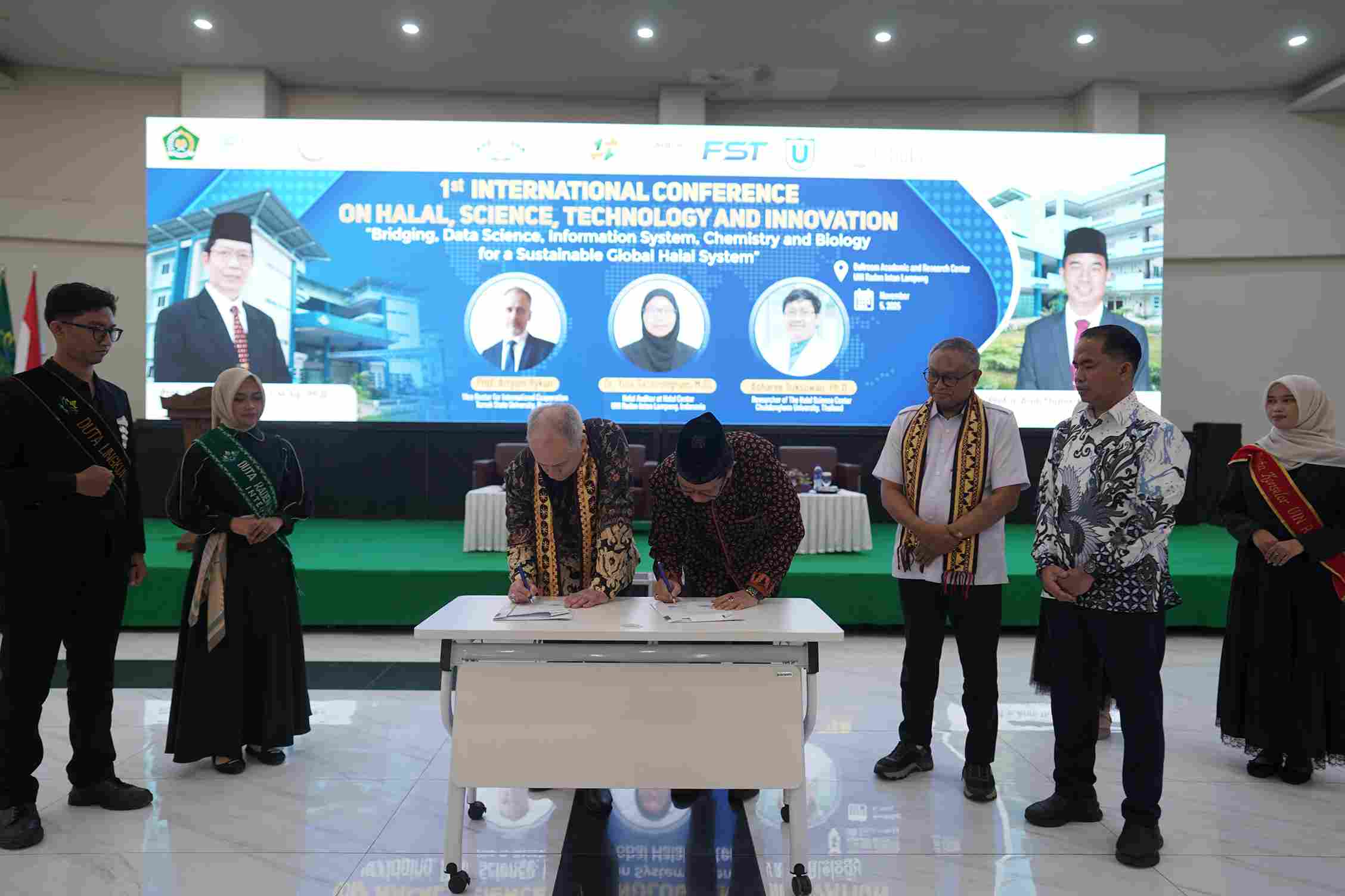 UIN Raden Intan dan TSU Rusia Teken Kesepakatan Riset Bersama Bidang Halal