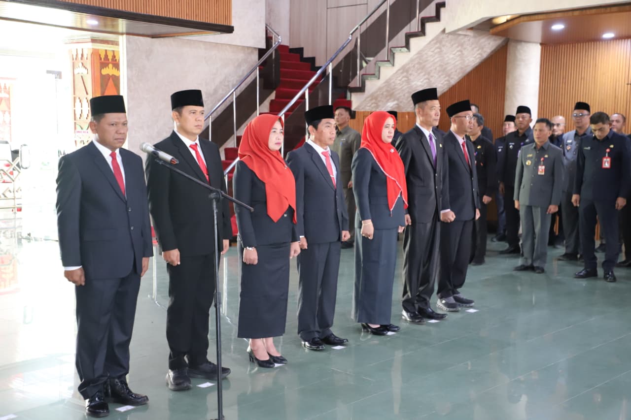 Parosil Lantik 7 Pejabat Eselon ll, Berikut Nama-namanya