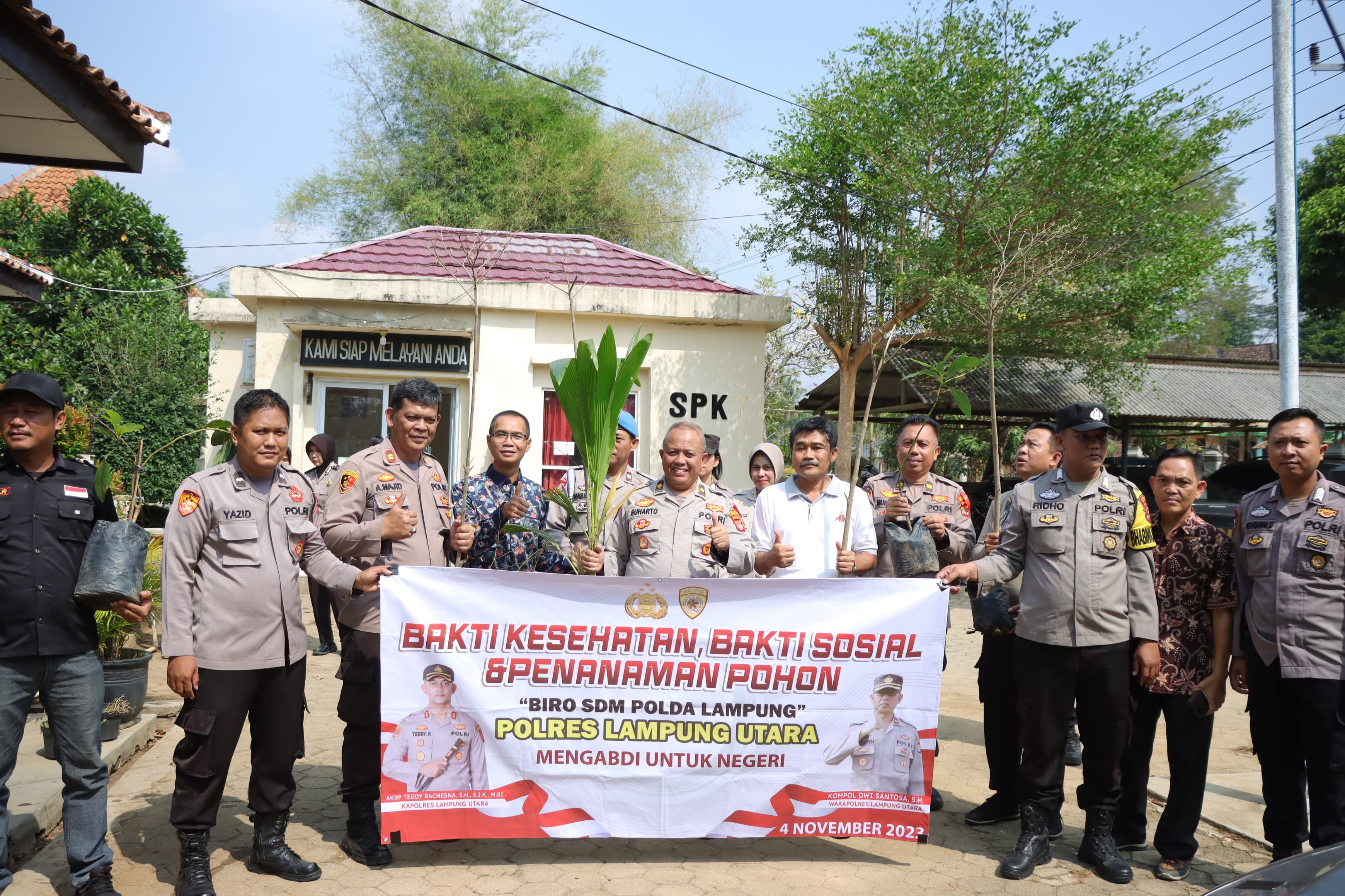 Rakorbin SDM Polri, Polres Lampura Gelar Bansos dan Penananaman Pohon