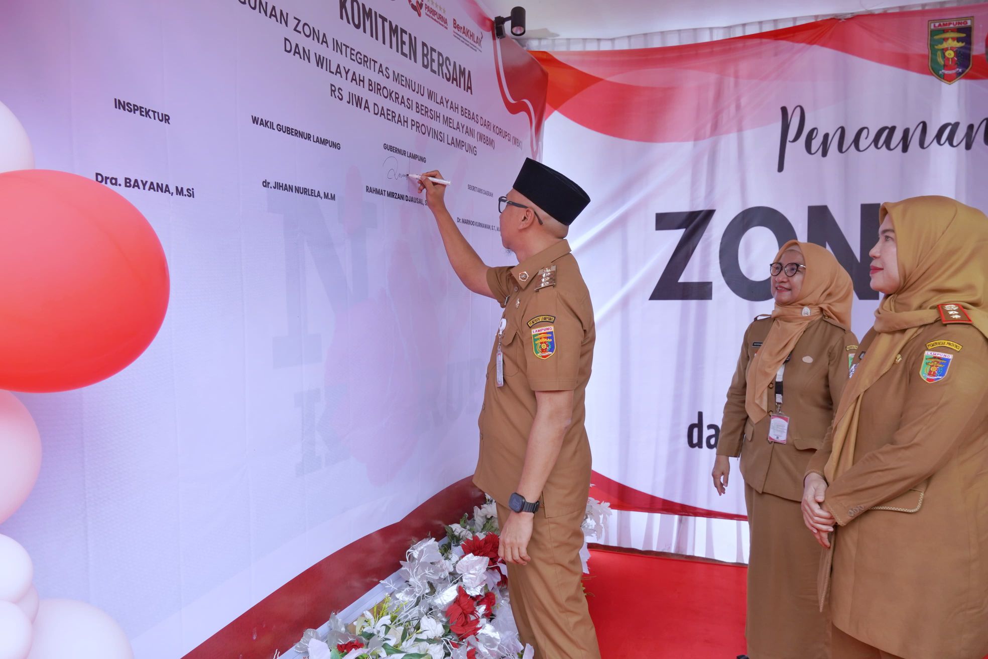 Tingkatkan Kepercayaan Publik, Gubernur Ajak OPD Hingga RSJ Bangun Zona Integritas