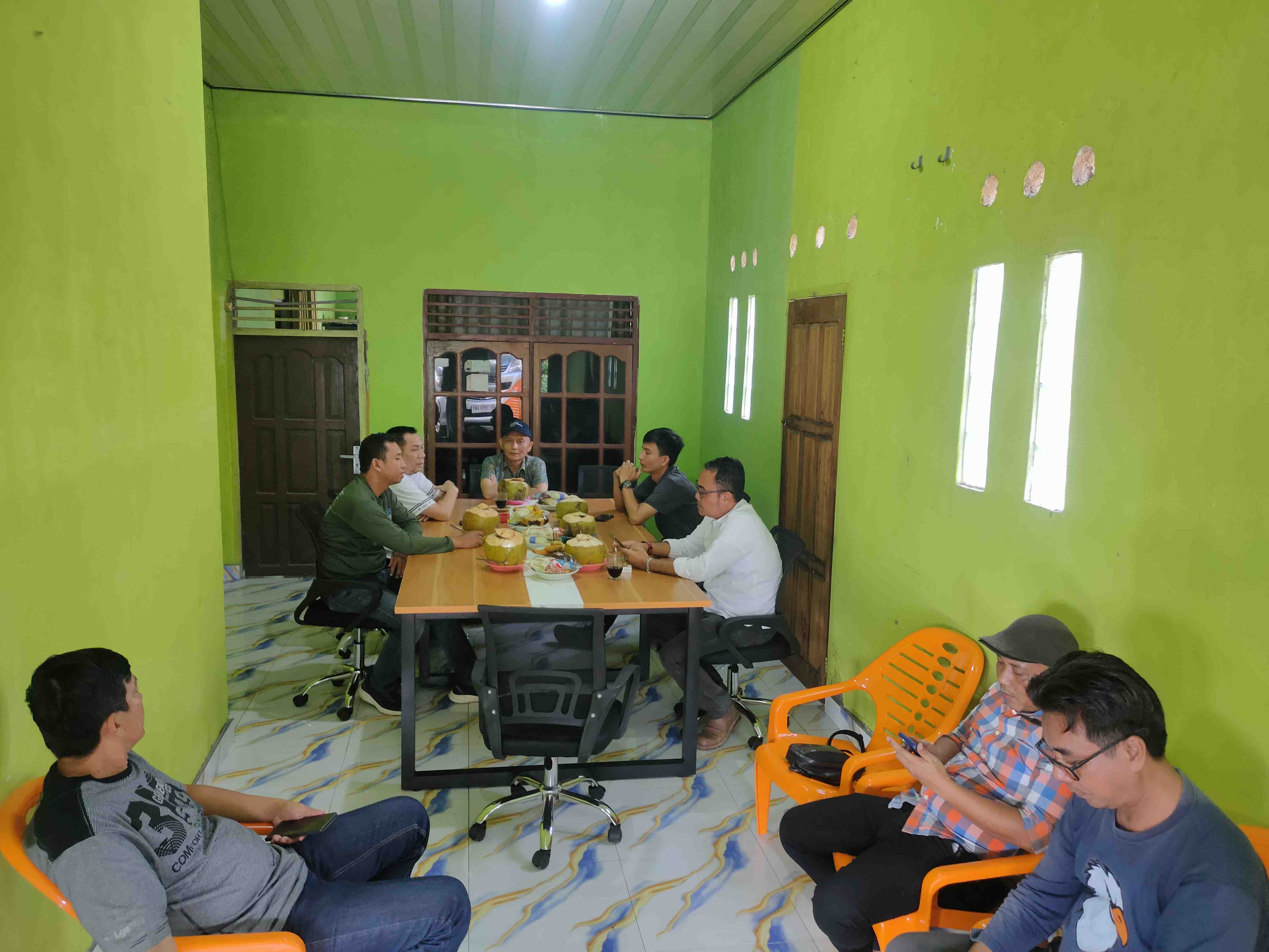 IWO Lampung Timur Terima Kunjungan CEO Saburai TV, Bahas Independensi dan Kontrol Sosial