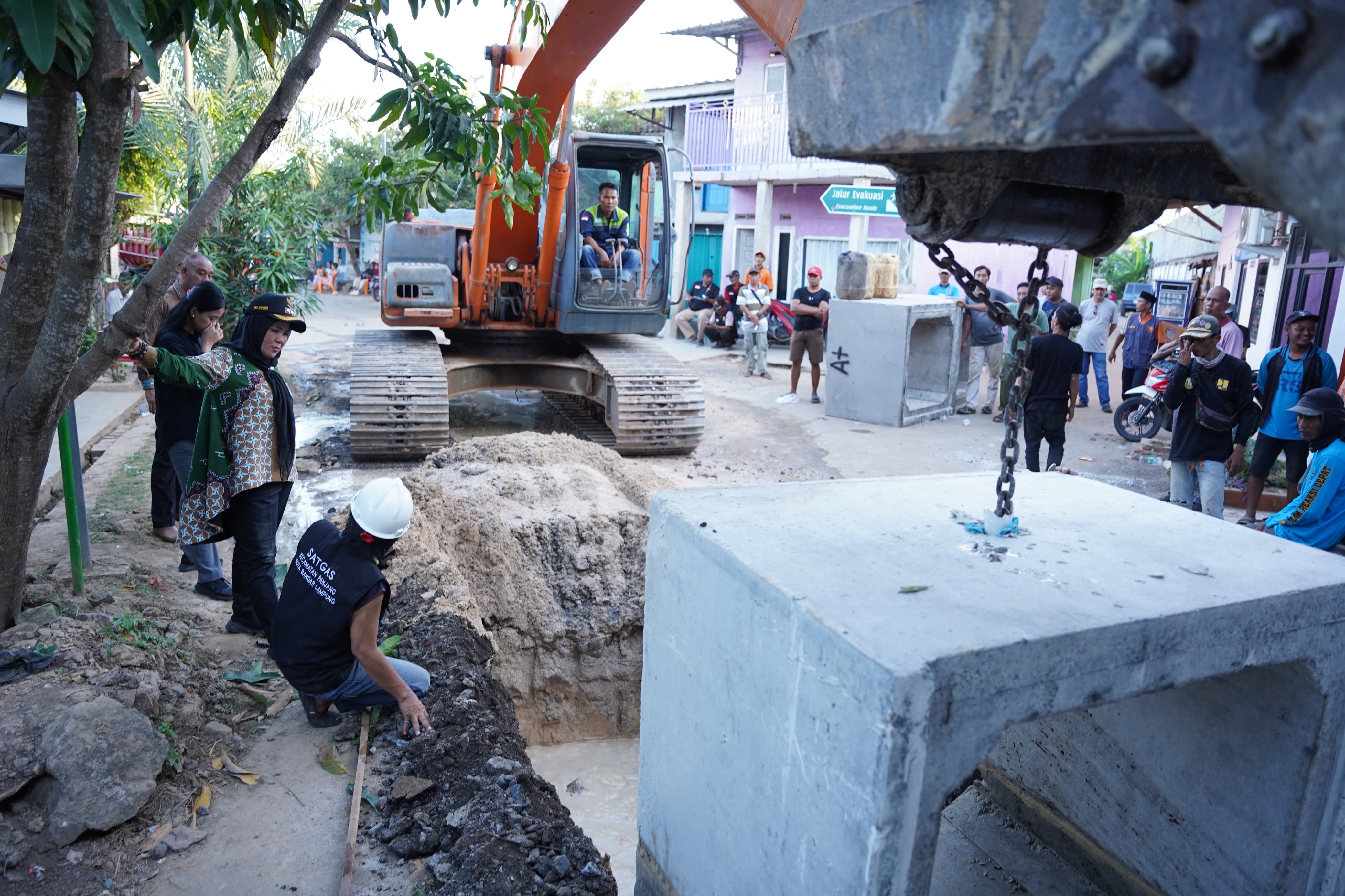 Pemkot Bandar Lampung Buat Saluran Air Baru di Panjang Utara
