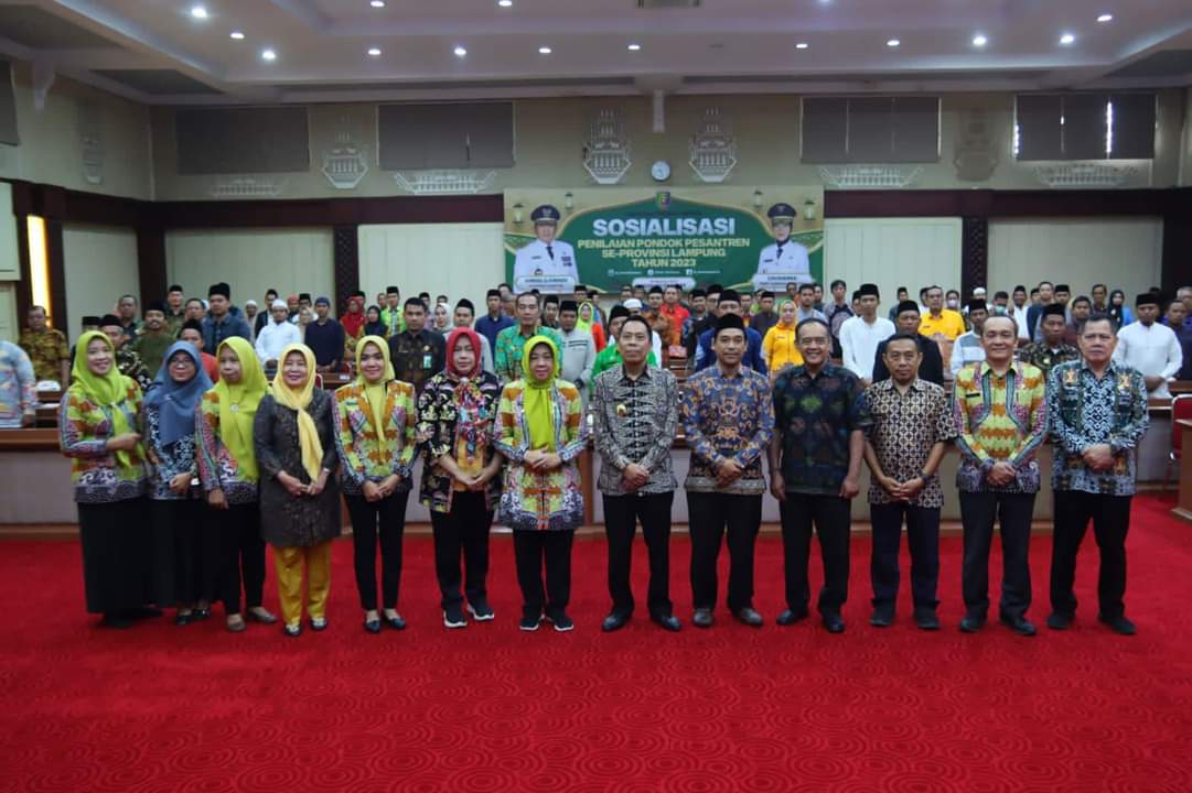 Gubernur Lampung Harapkan Pengembangan Perilaku Hidup Sehat dan Bersih Dilingkungan Pondok Pesantren