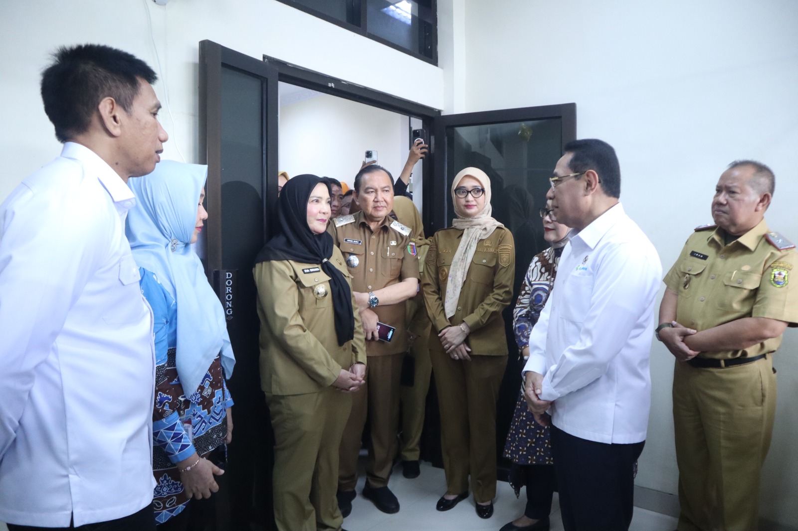 Wamenkes Soroti Pentingnya Deteksi Dini TB saat Kunjungi Bandar Lampung