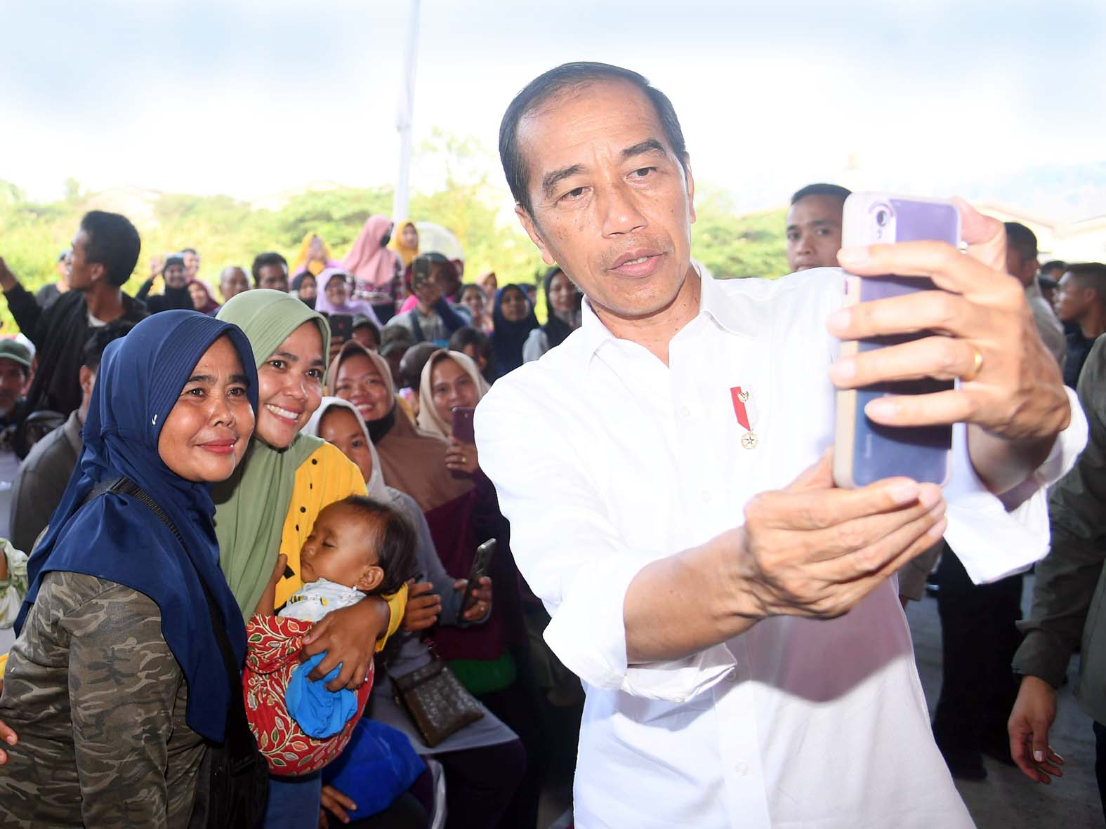 Jokowi: Masyarakat Yang Ingin Dapat Program PKH Segera Daftar di Dinas Sosial 