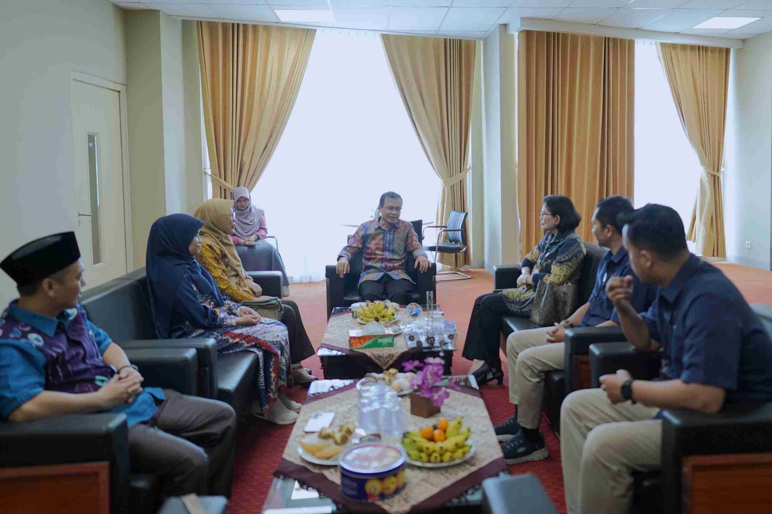 UIN RIL Terima Audiensi Pegadaian, Bahas Kolaborasi Edukasi dan Pengembangan Mahasiswa