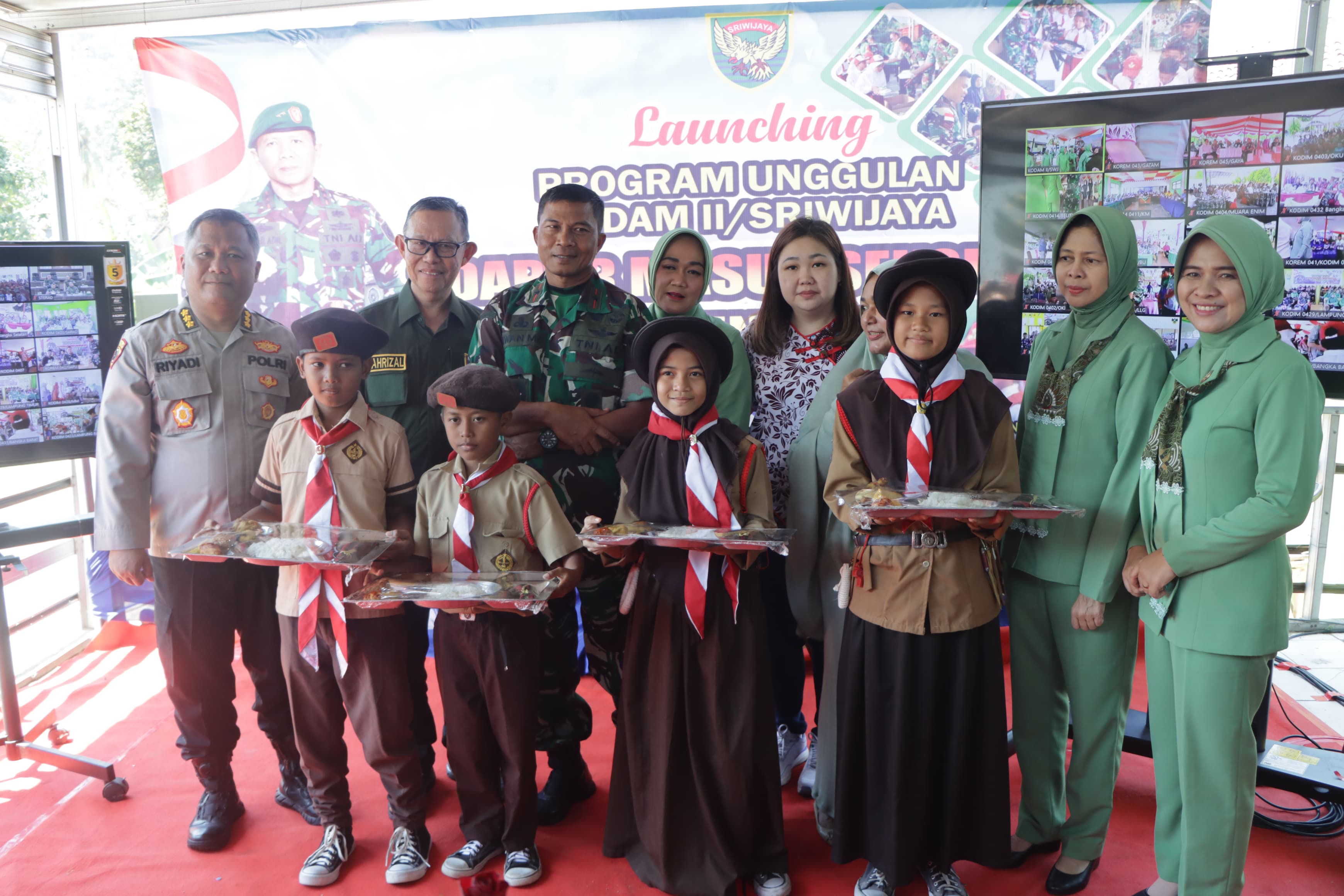 Sekretaris Daerah Provinsi Lampung Hadiri Launching Program Unggulan Kodam II Sriwijaya 'Dapur Masuk Sekolah' 