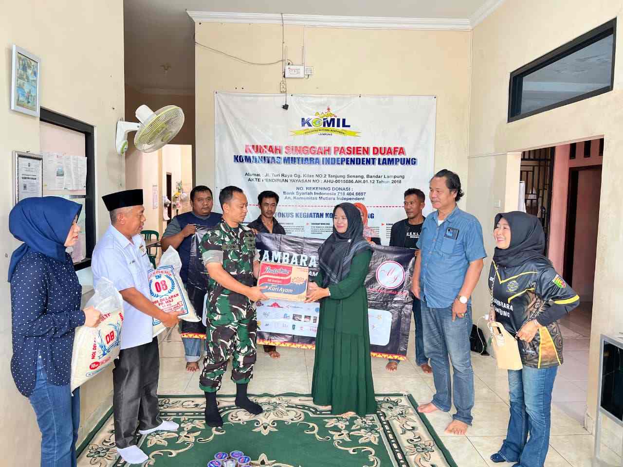 Bersama Dandim 0410, Sikambara Peduli Serahkan Bantuan di Sejumlah Titik 