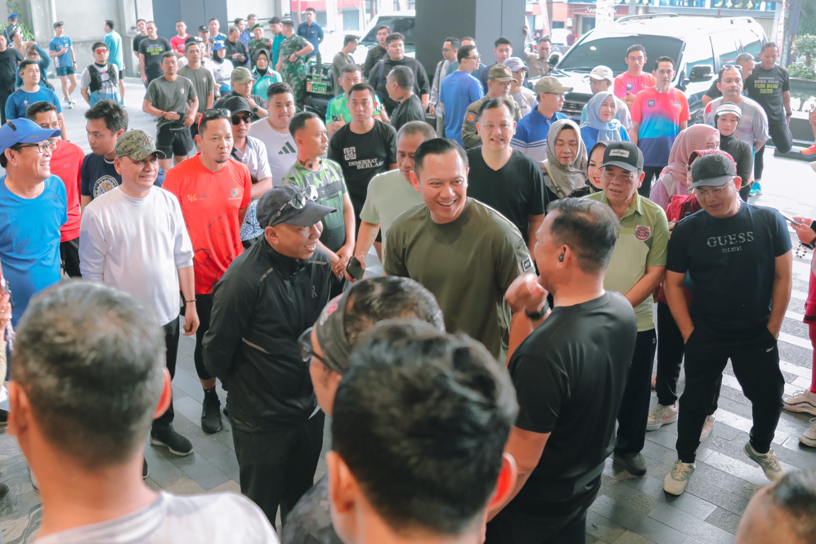 Gubernur Mirza Dampingi Menko AHY di Acara Fun Run Lampung