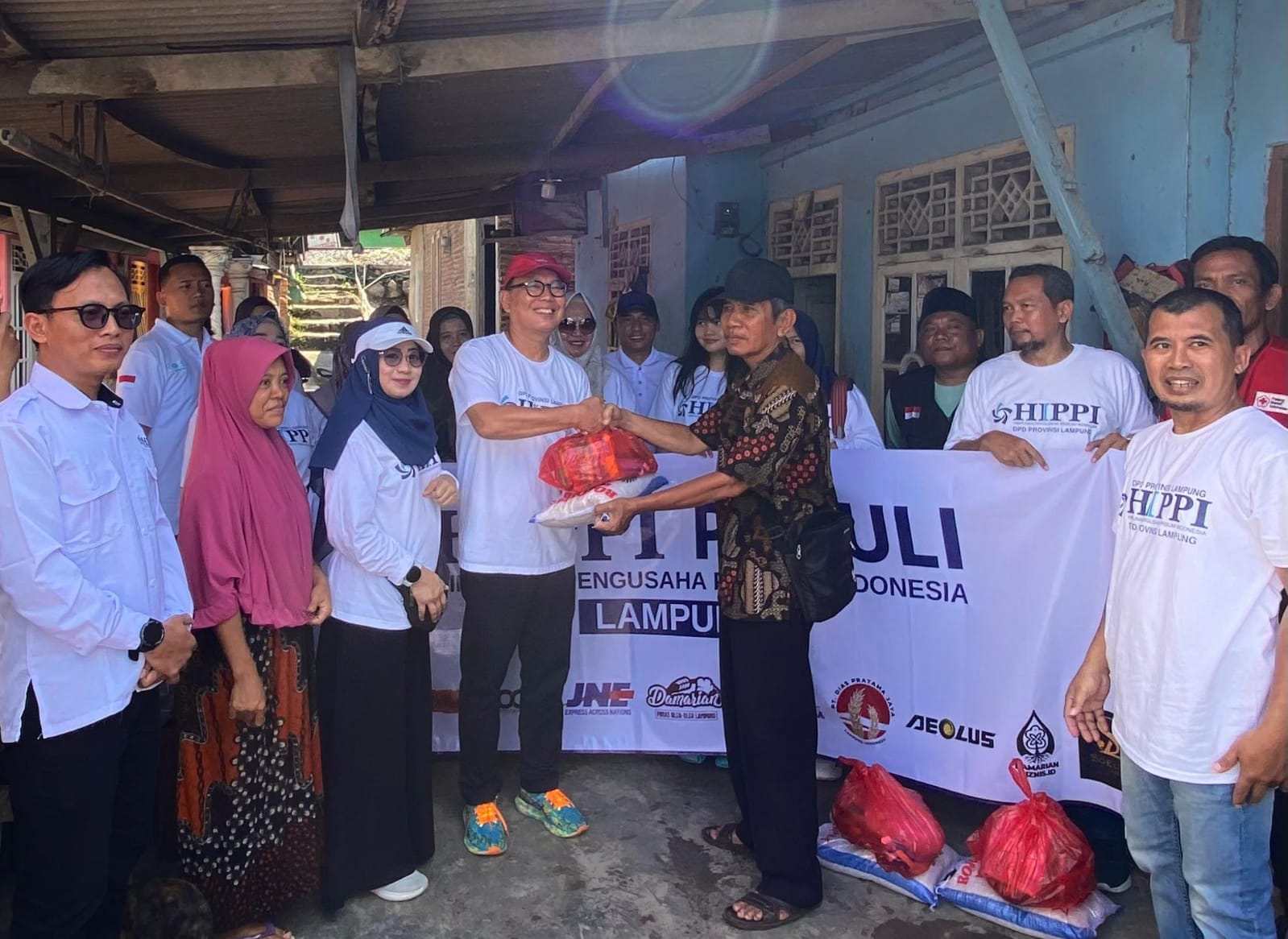 HIPPI Lampung Salurkan 1,25 Ton Beras dan Bantuan Lainnya untuk Korban Banjir