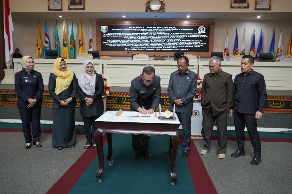 Pemprov Lampung Sampaikan Struktur Pendapatan, Belanja dan Pembiayaan Daerah Berdasarkan APBD 2024