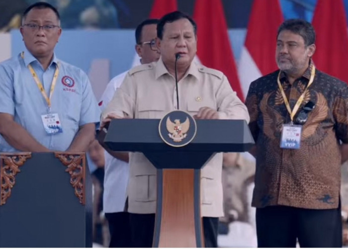 Presiden Prabowo Membaur Bersama Ribuan Buruh di Peringatan May Day 2026 di Monas