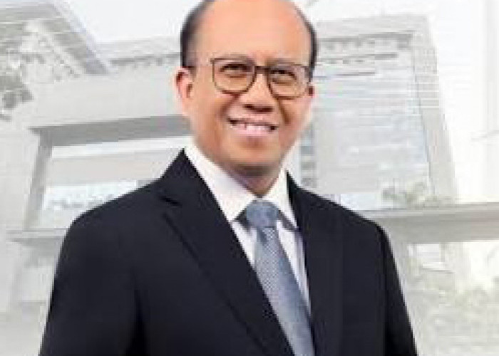 PLN Punya Dirut Baru, Darmawan Prasodjo Digantikan Suroso Iskandar