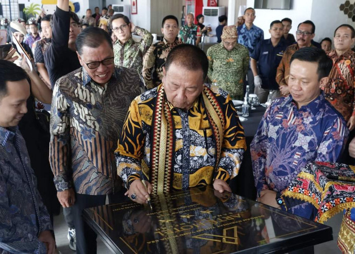 Komitmen Mengembangkan Sektor Pariwisata, Gubernur Arinal Resmikan Arte Hotel Bandar Lampung