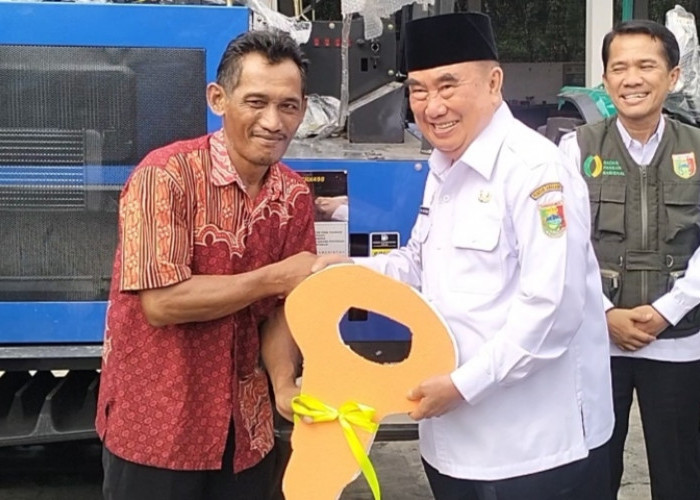 5 Poktan Tanggamus Terima Bantuan Alsintan