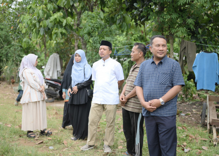 Kunjungi Korban Puting Beliung, Riyanto Berkomitmen Bangun Infrastruktur Pencegahan dan Pengendalian Bencana