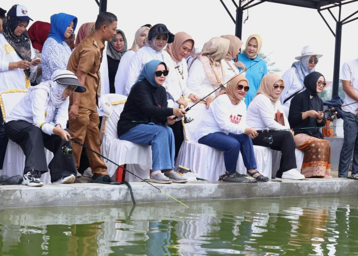 Peringatan Hari Kartini dan HUT ke-60, Pemprov Lampung Gelar Lomba Memancing Perempuan