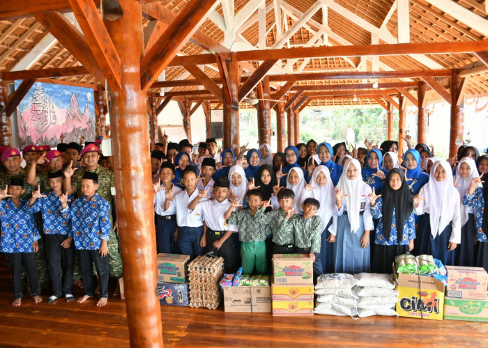 Yonif 7 Marinir Gelar Baksos di Ponpes Nurul Huda