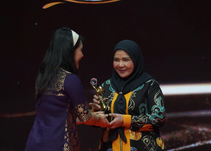 Walikota Eva Dwiana Raih Penghargaan Women's Inspiration Awards 2026