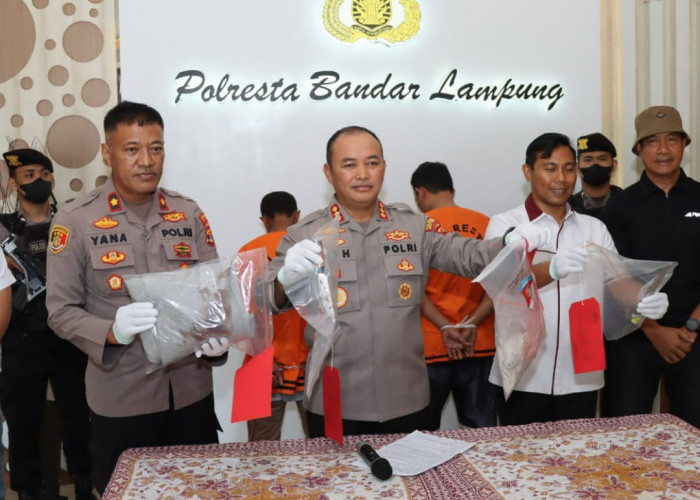 Polresta Bandar Lampung Ungkap Kasus Pembunuhan Dengan Pelaku Bapak dan Anak