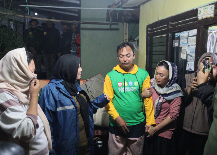 Walikota Eva Temui Keluarga Korban Meninggal Terbawa Arus Sungai di Kelurahan Garuntang
