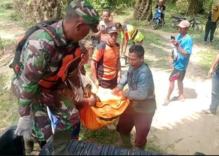 Tim Sar Temukan Warga Terbanggi Besar yang Tenggelam Saat Ambil Rumput