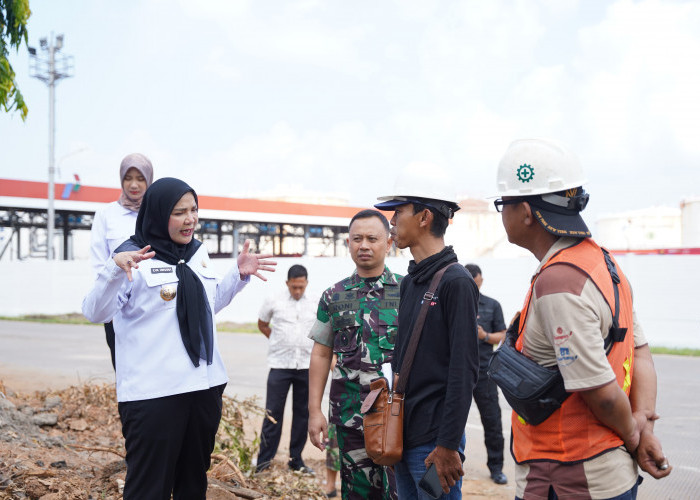 Walikota Eva Pastikan Jalan Tirtayasa dibangun Tahun Ini