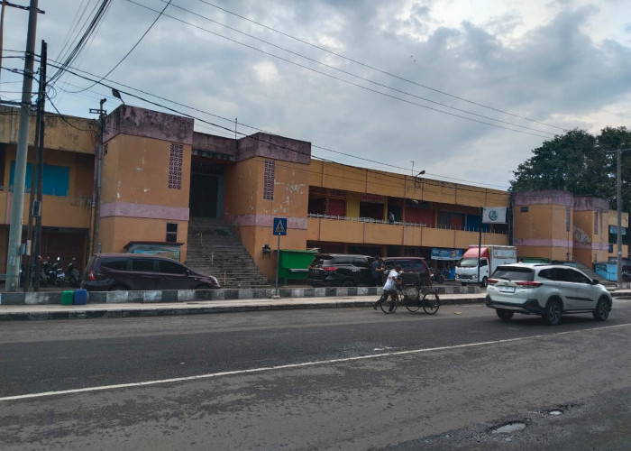 Pemkab Lampura Ambil Alih Pasar Bukit Kemuning, Sosialisasikan Tarif Retribusi Sesuai Perda