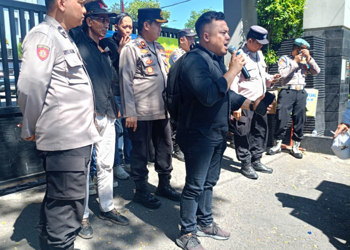 APMP Jatim Geruduk Kejari Surabaya, Desak Dugaan Korupsi RSUD Dr. Soetomo Diusut Tuntas