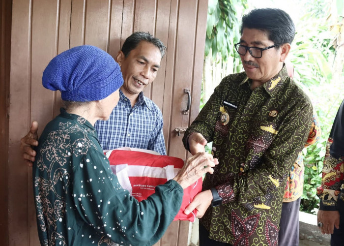 Pastikan Penanganan Cepat, Bupati Lampura Tinjau Lokasi Terdampak Banjir di Bumi Agung  