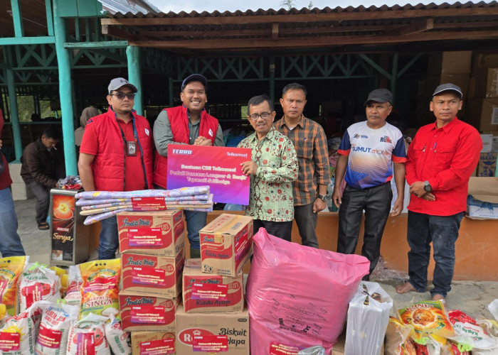 Telkomsel Salurkan Bantuan dan Percepatan Pemulihan Jaringan di Aceh, Sumatera Utara, serta Sumatera Barat