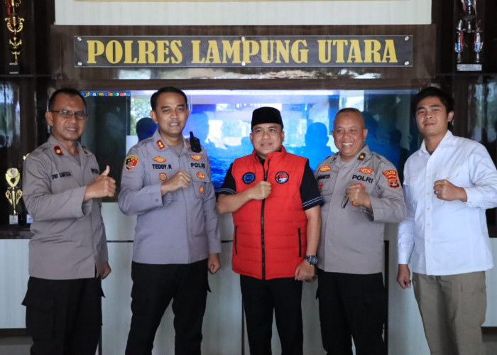 Ungkap Kasus Menonjol, Kapolres Lampura Terima Penghargaan Dari Ketua DPRD Lampung Utara