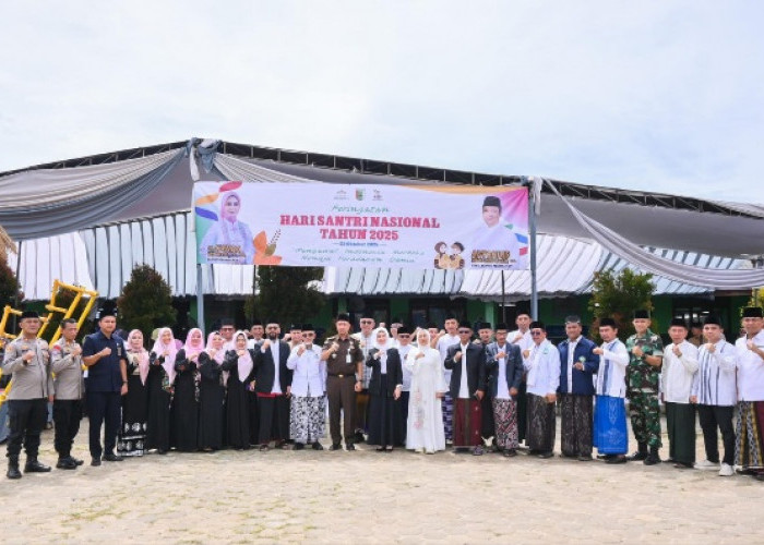 Bupati Pesawaran Ajak Santri Jadi Pelopor Peradapan Dunia Di Peringatan Hari Santri Nasional