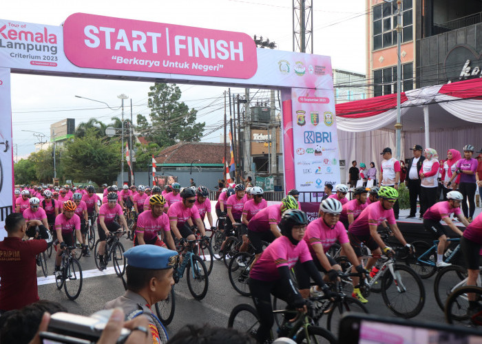 Road Tour of Kemala Criterium dan City Ride Seri 4 Lampung 2023 di Lepas Gubernur Arinal